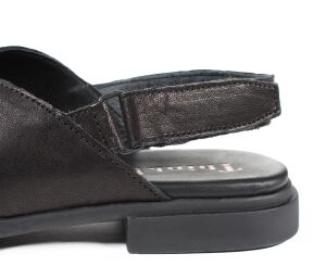 Think Sandaletten Kamaa schwarz  739-0000 veg (KMA 1) Gr.38 - KMA 1