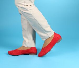 Think! Gaudi Damen Ballerinas Gr. 41.5 rot 733-5000-fire (GDI 37) - GDI 37