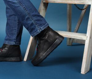 Think Boots schwarz Comoda schwarz 518-0010 Gr.37 - MDA 56