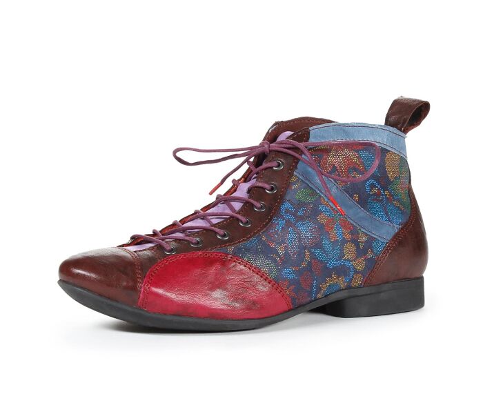 think schnürschuhe bunt guad-2 chianti/kombi 618-5040 fussbett: lederbezogene wechselbare kork-latex-bettung (pflanzlich gegerbt) lederfutter - vegetabil gegerbt und ungefärbt 10 mm absatz ein klassiker ist zurück...aber in bunt wie das lebenimmer wieder gewünscht, jetzt wieder lieferbarknöchelhoher langschnürer für bestem halt, mit hervoragendem sitz und einfach tollem aussehen. geeignet für fast alle gelegenheiten. aber obacht. mit diesem schuh werden sie alsbald in eine konversation eingebunden.