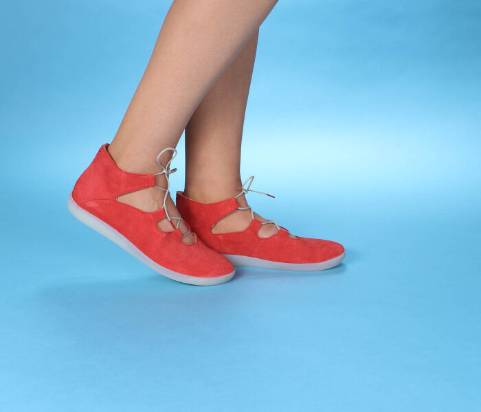 think schnürschuhe rot nature scarlet 950-5010 - ntr 44 fussbett: lederbezogene wechselbare kork-latex-bettung (pflanzlich gegerbt) lederfutter - vegetabil gegerbt und ungefärbt 10 mm keilabsatz in der sohle sportlicher sneaker mit offener schnürung für gute laune und schönes wetter.