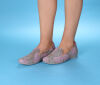 think slipper taupe guad-2 taupe 1146-3000 - gud 820 fussbett: lederbezogene wechselbare kork-latex-bettung (pflanzlich gegerbt) lederfutter - vegetabil gegerbt und ungefärbt 10 mm absatz schlicht, aber reizvoll und jeder schuh ein unikat. die schuhe kommen aus produktionstechnischen gründen nicht vom muster her paarig... klassischer slipper mit hoher lasche. keine verstellmöglichkeit, kein gummizug. eher nicht für den kräftigen fuß gedacht