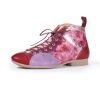 think schnürschuhe bunt  guad-2 hibiskus/kombi 618-5050 - gud 811 fussbett: lederbezogene wechselbare kork-latex-bettung (pflanzlich gegerbt) lederfutter - vegetabil gegerbt und ungefärbt 10 mm absatz ein klassiker ist zurück...aber in bunt wie das lebenimmer wieder gewünscht, jetzt wieder lieferbarknöchelhoher langschnürer für besten halt, mit hervorragendem sitz und einfach tollem aussehen. geeignet für fast alle gelegenheiten. aber obacht. mit diesem schuh werden sie alsbald in eine konversation eingebunden.