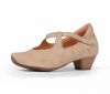 think pumps beige aida iced coffee 1127-4000 - aid 1109 fussbett: lederbezogene wechselbare kork-latex-bettung (pflanzlich gegerbt) kalbsleder pflanzlich  gegerbt - nicht gefärbt neuer 35 mm absatz mit weicherem auftritt ganz großartig - neue aida-pumps mit asymmetrisch verlaufendem klettverschluß an der seite. nahtfreie vorderpartie und leicht elastisches dekollete