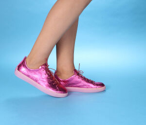 think schnürschuhe pink turna fuxia/kombi 227-5040 - tna 81 fussbett: lederbezogene wechselbare kork-latex-bettung (pflanzlich gegerbt) lederfutter - vegetabil gegerbt und ungefärbt ohne absatz klassischer 6 loch-langschnürer mit weichem fersenpolster und besonders elastischer schalen-sohle. durch die lange schnürung bestens anzupassen.