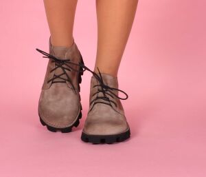 Lofina Stiefeletten beige 9232 Tessa london-cardboard Gr.41